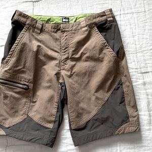 Mens REI Hiking shorts